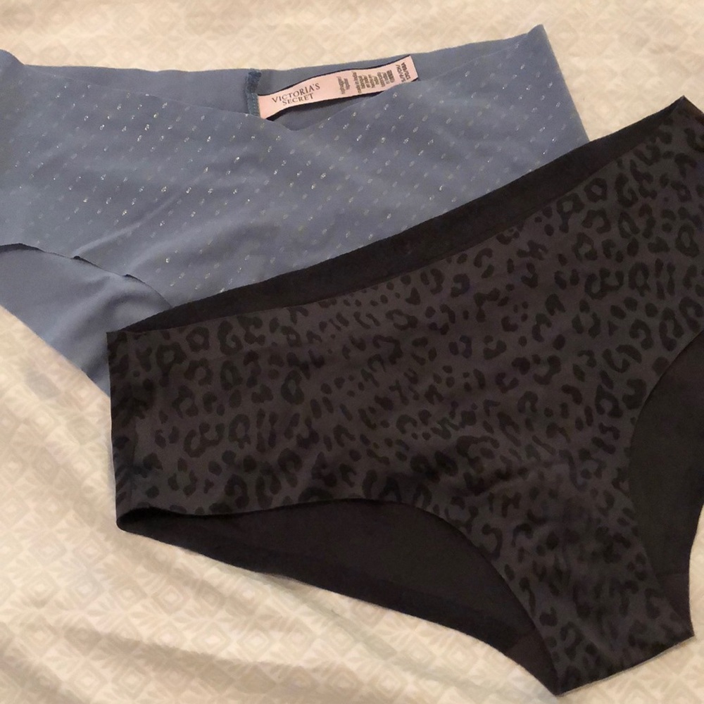 2 Victoria’s Secret seamlessly panties, EUC, both size S in hiphugger style